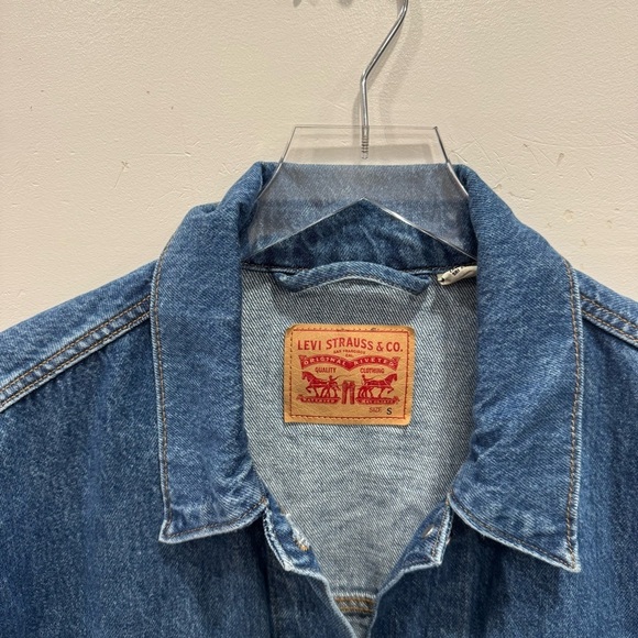 Levi’s Baggy Trucket Jacket Denim Two-Tone Small - Picture 3 of 8